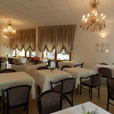 Park Hotel Albisola Superiore Kültér fotó