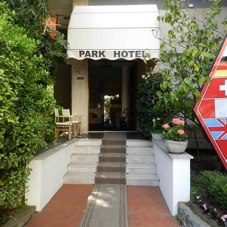 Park Hotel Albisola Superiore Kültér fotó