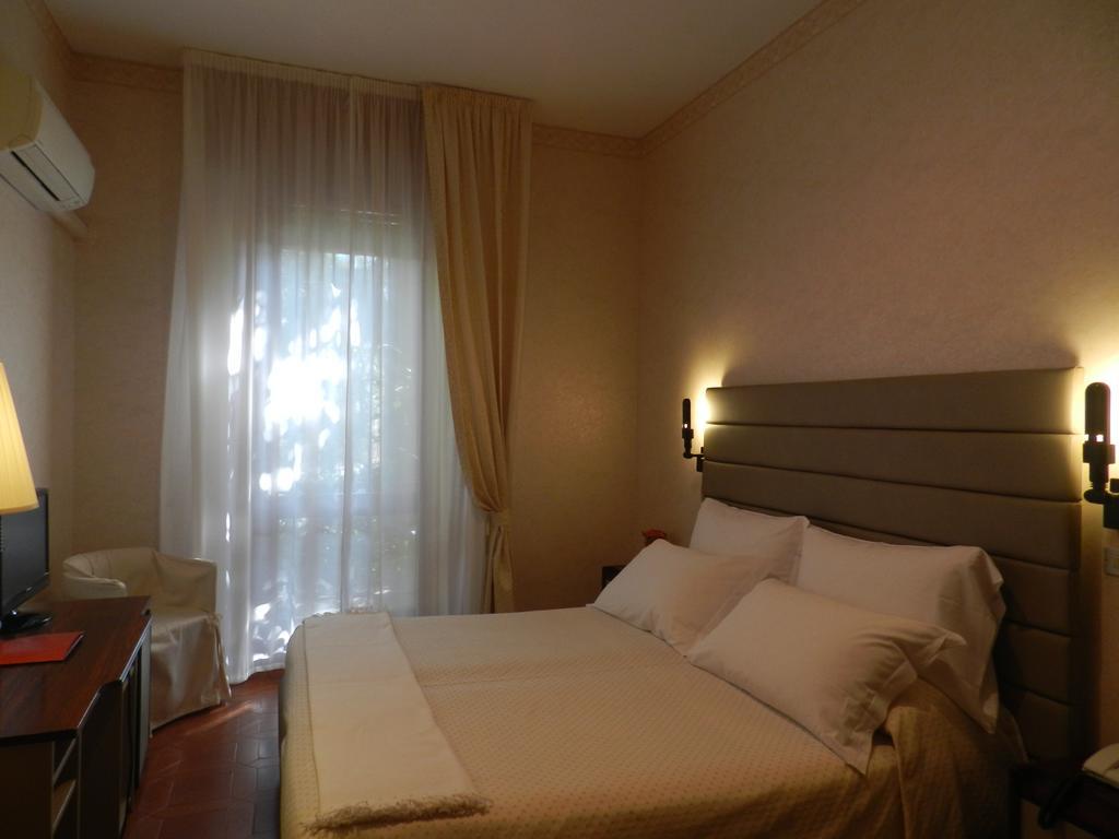 Park Hotel Albisola Superiore Szoba fotó